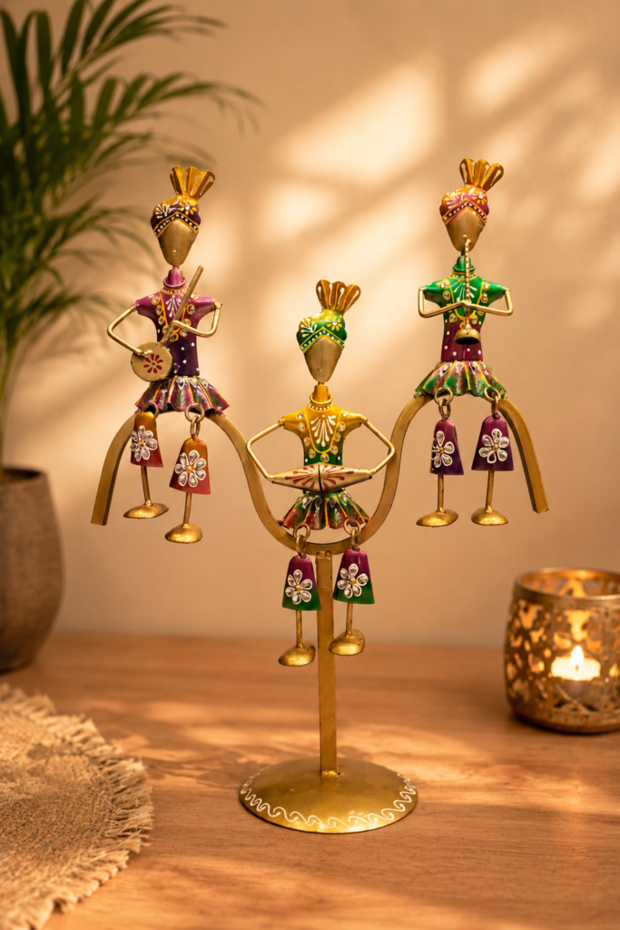 Classic Alankaar Metal Stand