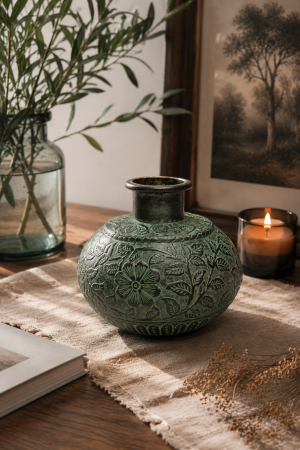 Classic Dhara Brass Planter