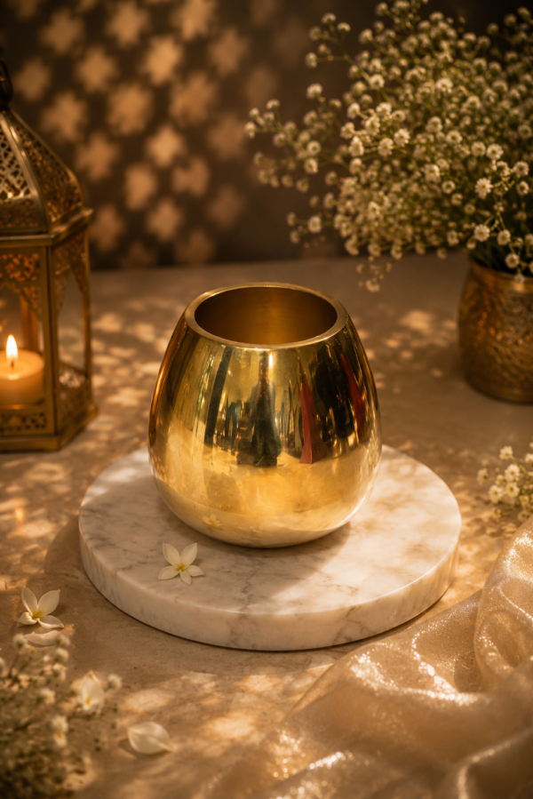 Classic Guldasta Metal Vase 7in