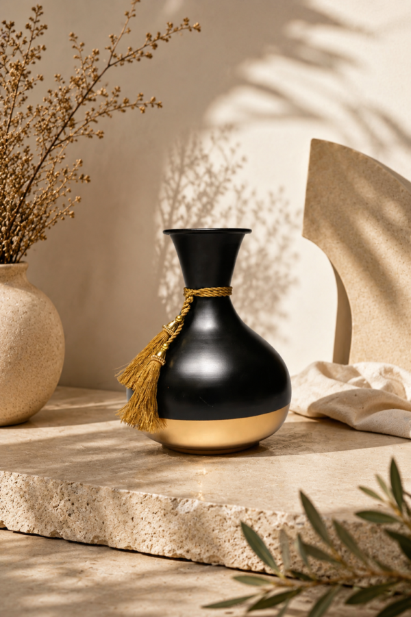 Classic Guldasta Metal Vase Black