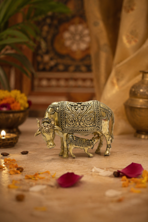 Mini Mamta Brass Cow