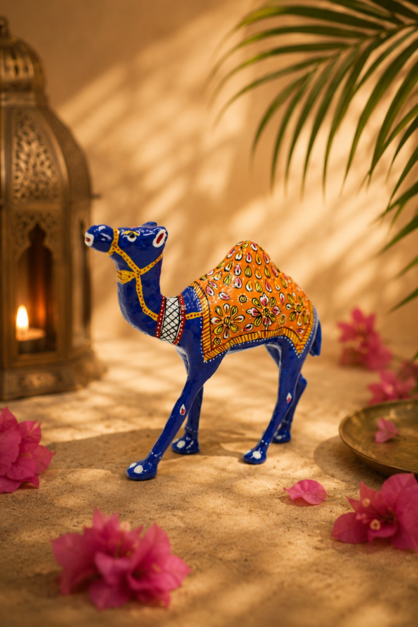Grand Dhairya Metal Camel