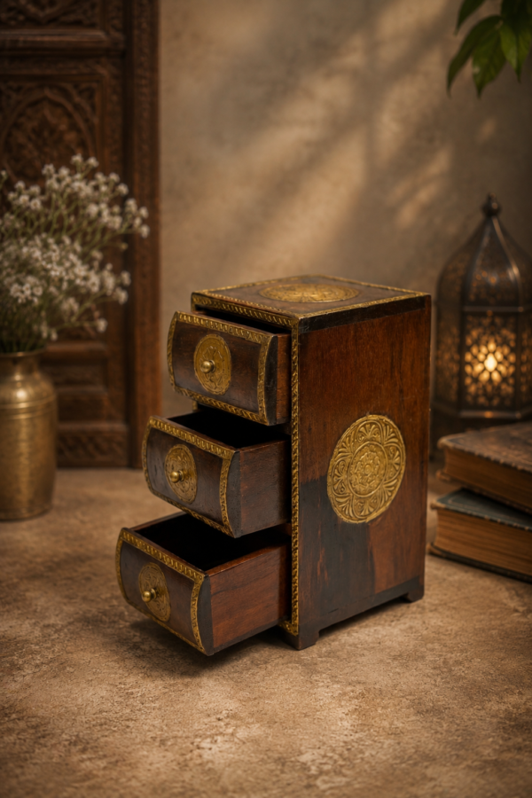 Grand Heritage Wood Box