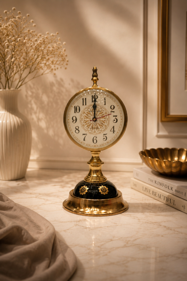 Grand Kaal Metal Clock